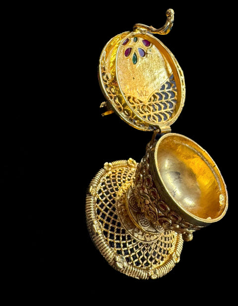 Lakshmi Ji Murti Imitation Sindoor Daani (Heavy metal good quality