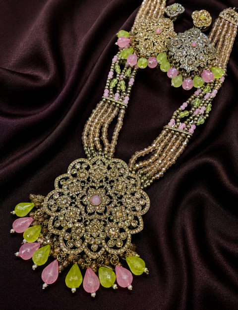 Crystal pearls with fine golden Jerkan stone With Pearls Beaded Necklace Set With Beautiful Earrings(slight variation on color & design is possible)