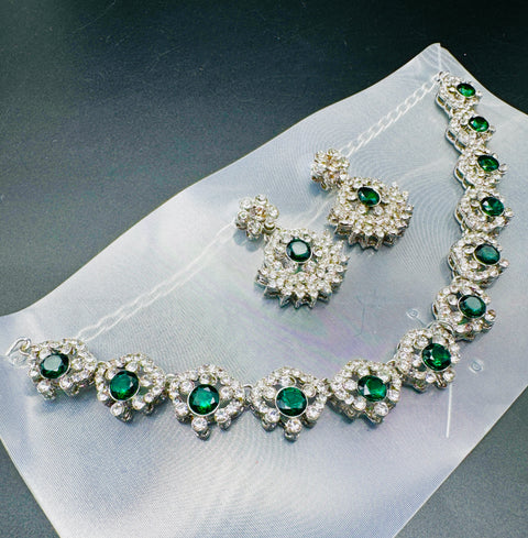 Jerkan stone work beautiful necklace with earrings