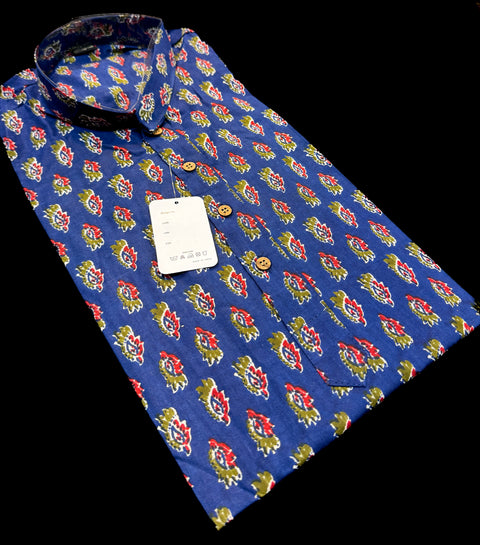 Pure cotton based Men’s Printed kurti (sizes mentioned in inches ,not according to the label on Kurti) size 42 kurti- Length 38inches )