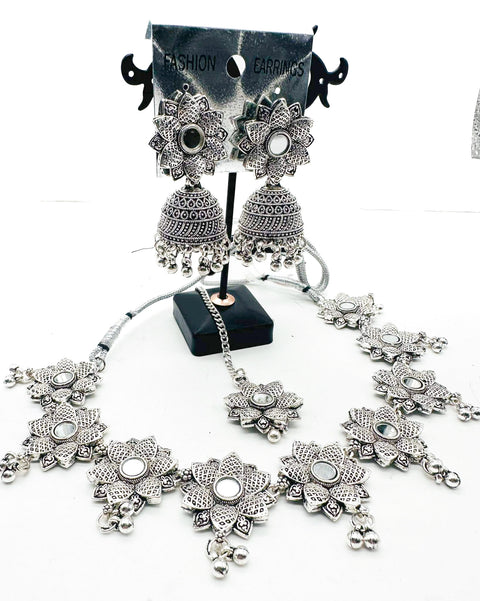 Beautiful Oxidised Necklace with Earrings