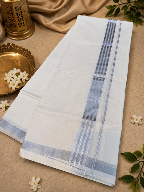 Woven Cotton Kerala Mundu / Dhoti in Off White ( 4 mtrs )(slight variations in colour and design is possible)