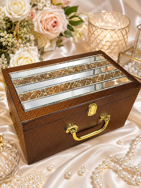Spacious & Elegant Jewellery Box.
A beautiful and deep jewellery box with plenty of space to neatly organise your jewellery.Mirror design classy box
Approx. Size: 34× 21 × 17 cm