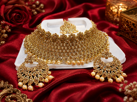 Golden Jerkan Stone Beautiful Necklace Set (slight variation in color and design is possible)