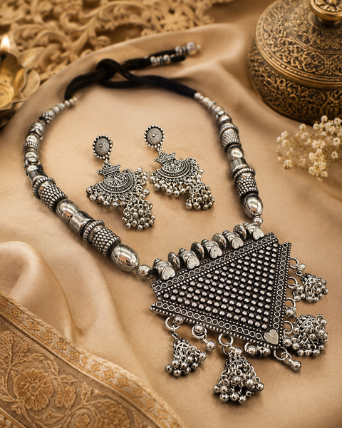 Beautiful work oxidised Necklace with earrings (slight variation in design is possible)