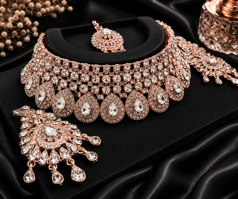 Rosegold & Silver Jerkan Stone Beautiful Necklace Set(slight variation in color and design is possible )