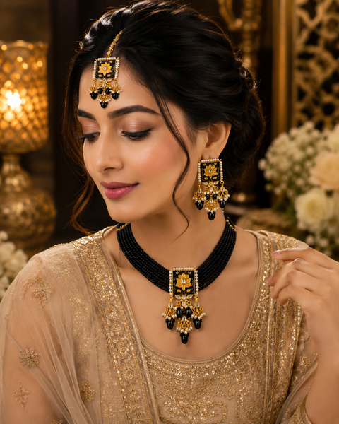 Pearls & meenkari work beautiful choker set with kundan stones(slight variation in color and design is possible)