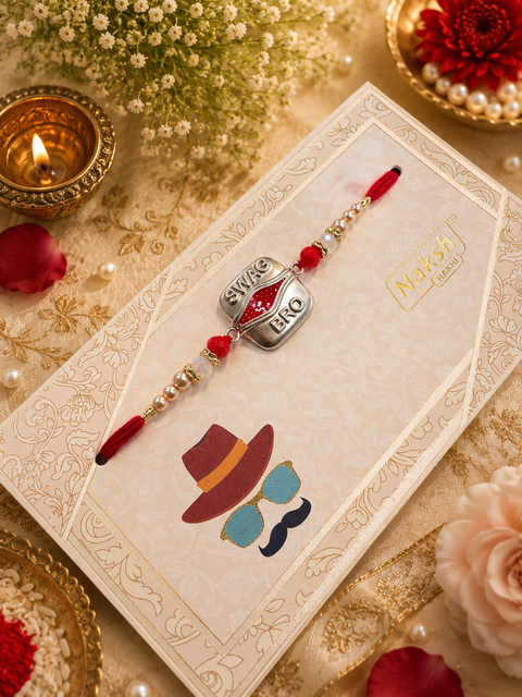 Beautiful Rakhi in nice gift card pack