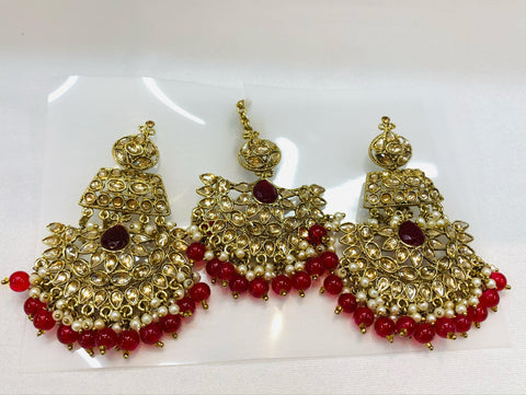 Latest Earring Set With Tikka