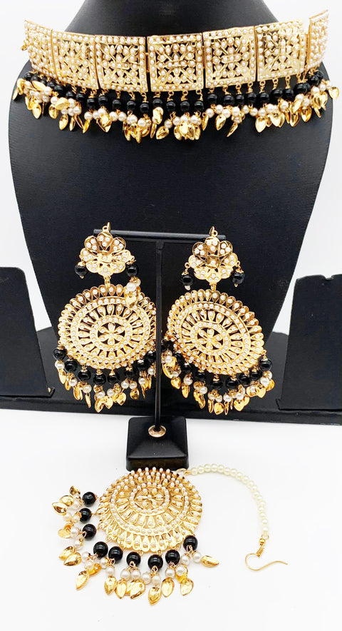 black pearls jadau pipal patti punjabi set with earring & Tikka