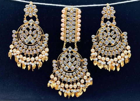 Traditional punjabi pipal patti earrings & Tikka with kundan & Pearls