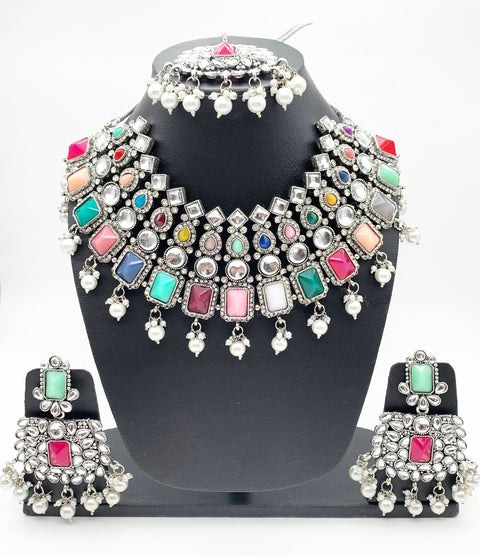 Multicoloured stone and silver stone & jerkan heavy necklace set