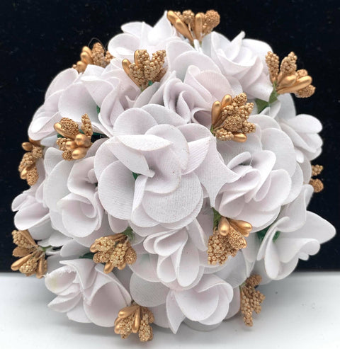 Latest White Flowers Gajra Bun /Juda With Gajra
