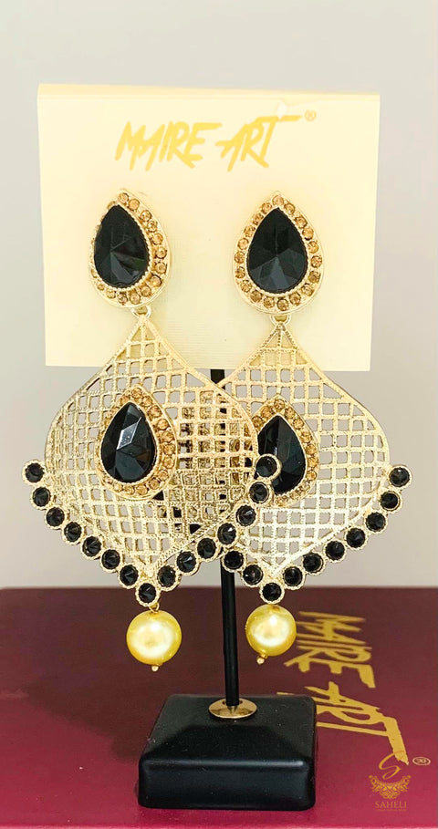 Black colour Stone And Pearls Beautiful Jhumka