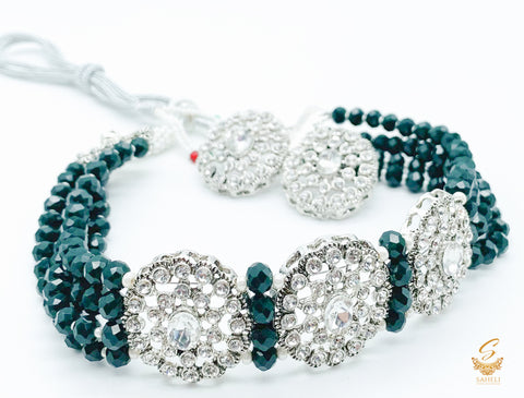 Silver stone pendant choker with deep bottle green pearls