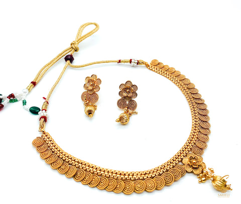 small size beautiful gold plated (artificial) necklace set
