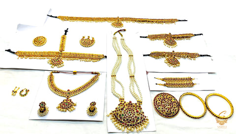 South indian bharatnatyam jwellery set (artificial gold)