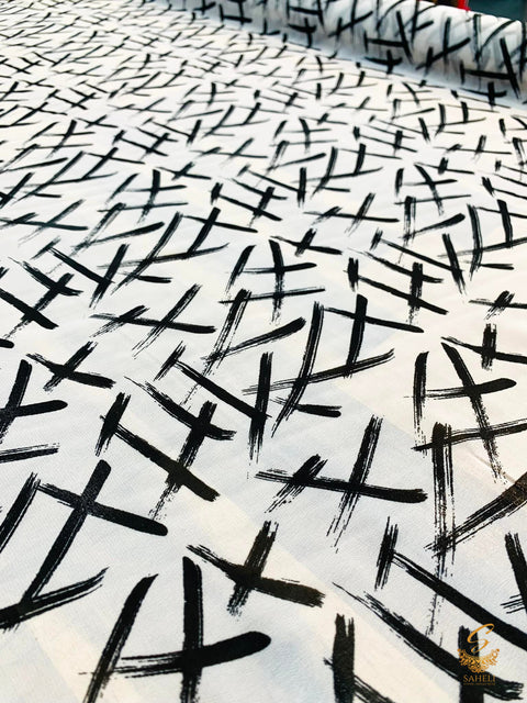 Black and white colour  print beautiful soft georgette fabric (per meter) 110 cm width