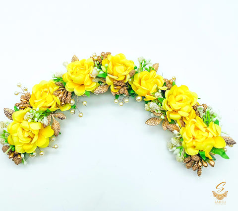 Beautiful Pearl work Floral Gajra