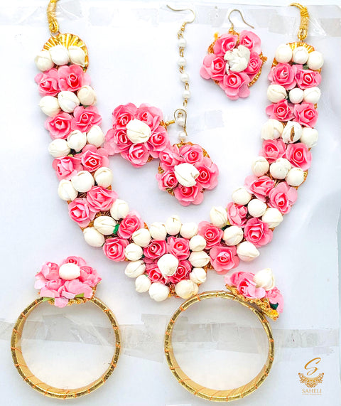 Floral Jwellery For Haldi (Necklace ,Kade , Earring and Tikka)