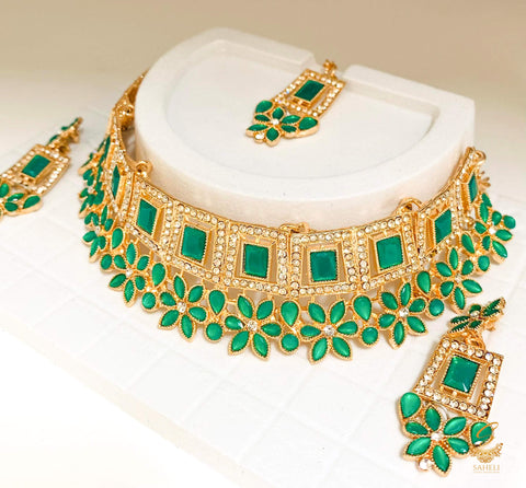 Green Colour Crystal Stone With Silver Jerkan Stone Rosegold Necklace Set