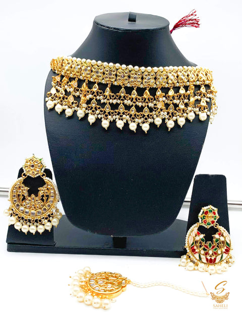 Original kundan choker set with white pearls necklace set (back side of earring design display (original kundan)