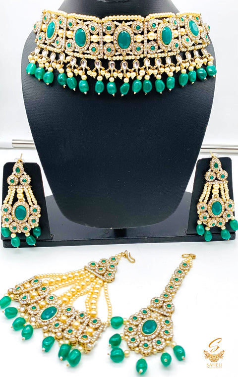 Dark green stones with jerkan stones & moti work beautiful necklace set with pasa