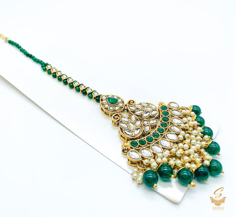 Deep Green Pearls with kundan stone beautiful tikka