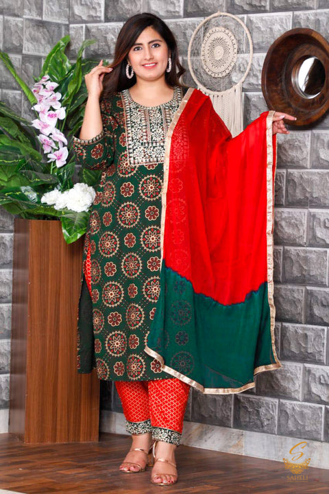 Dark forest rayon based printed kurti & Pents with chiffon dupatta