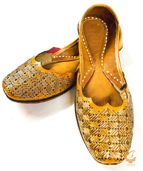 Dijon Golden Colour plain leather Design soft cushioned  Punjabi Jutti