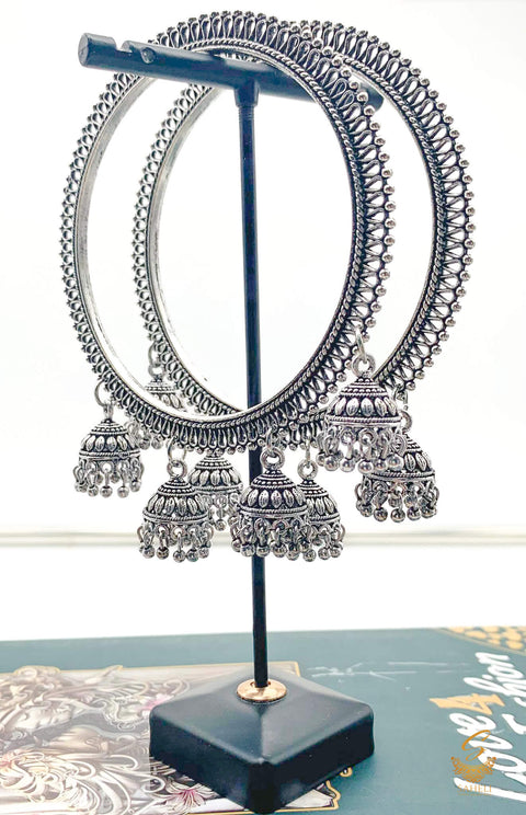 Beautiful latkan Oxidised bangles