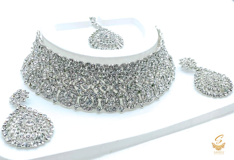 Silver Jerkan Stone Beautiful Necklace Set