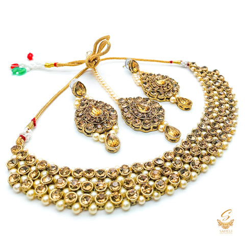 Golden stone  with pearls beautiful necklace set